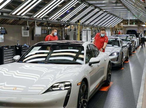 卡宴全新全尺寸超豪華suv來襲,眼紅邁巴赫gls加價百萬的暴利