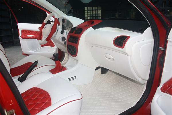 領航舵汽車裝飾 以專業與匠心，為您的愛車增添魅力與舒適